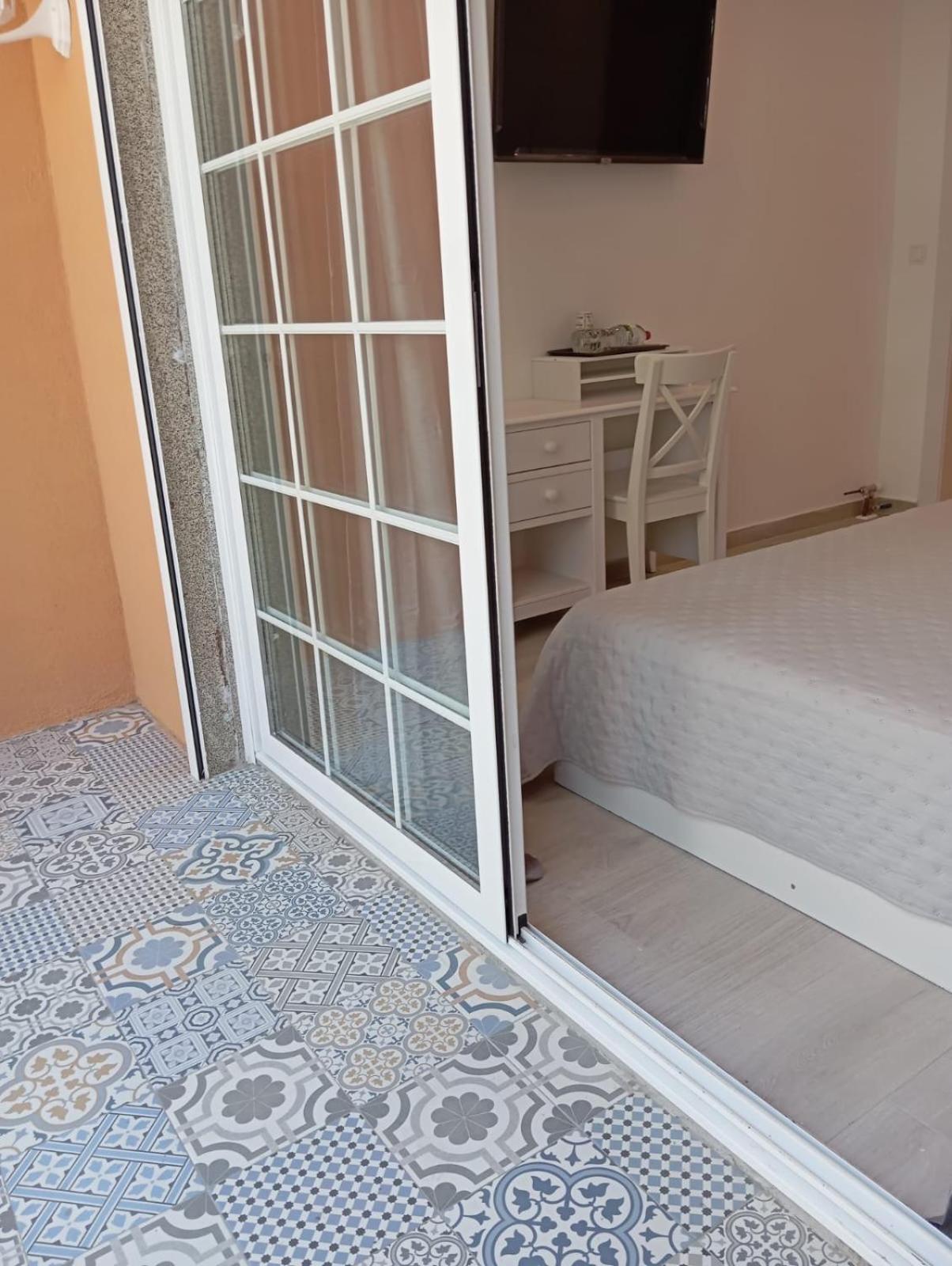 Warm Harbor Apartment Santa Coloma de Gramenet Luaran gambar