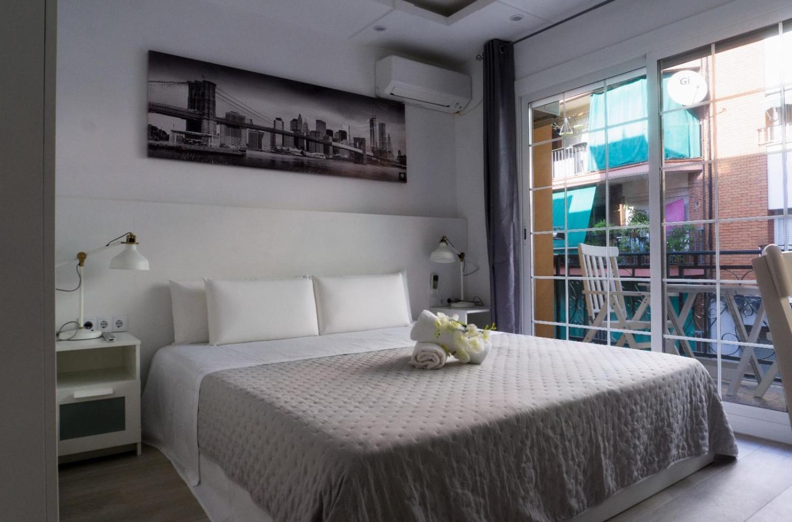Warm Harbor Apartment Santa Coloma de Gramenet Luaran gambar