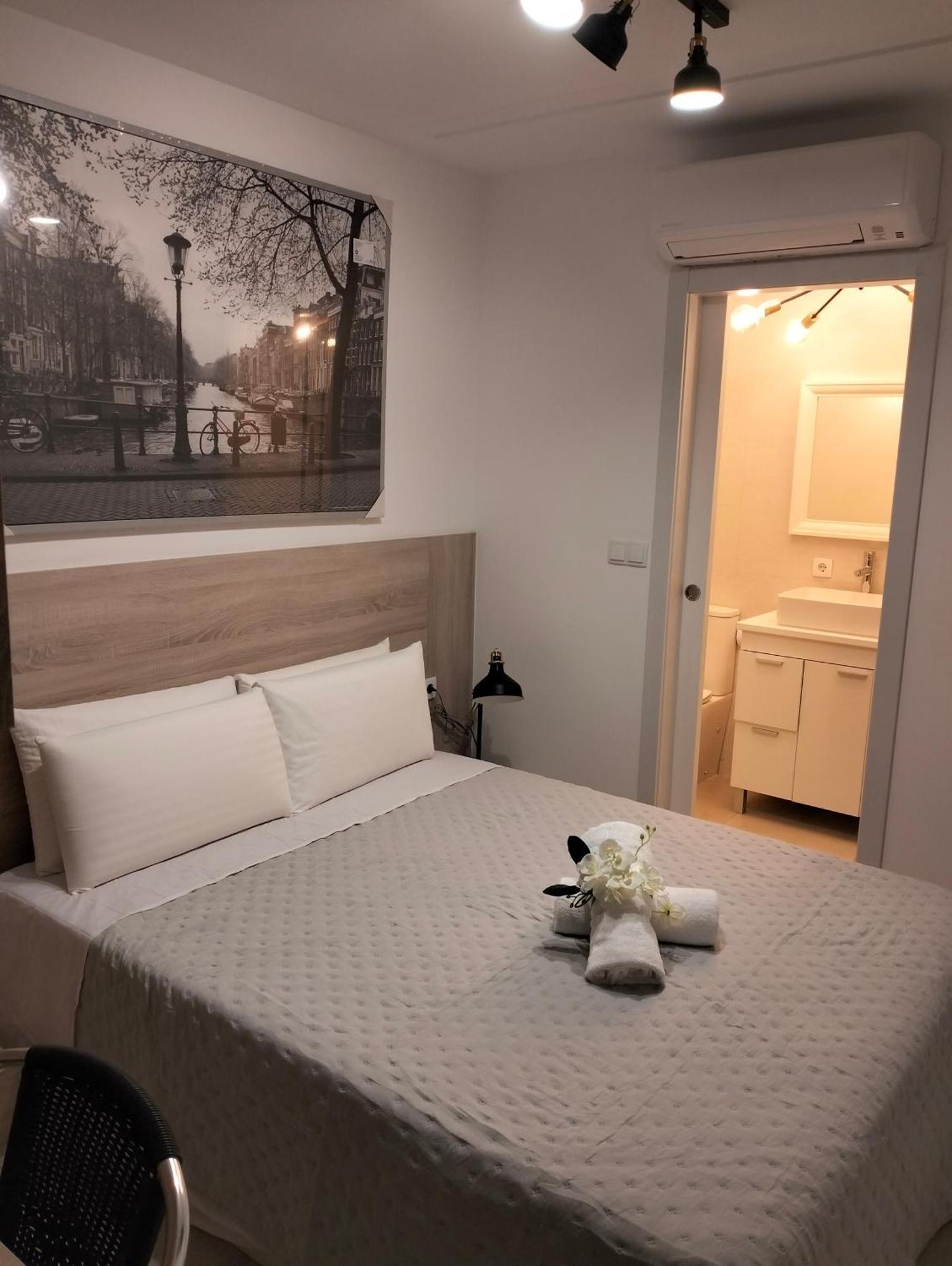 Warm Harbor Apartment Santa Coloma de Gramenet Luaran gambar